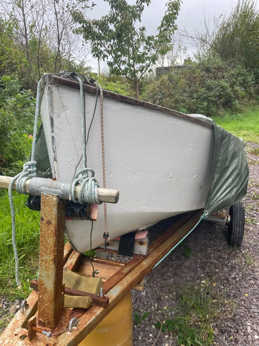 Vintage heron Sailing dinghy - Image 4