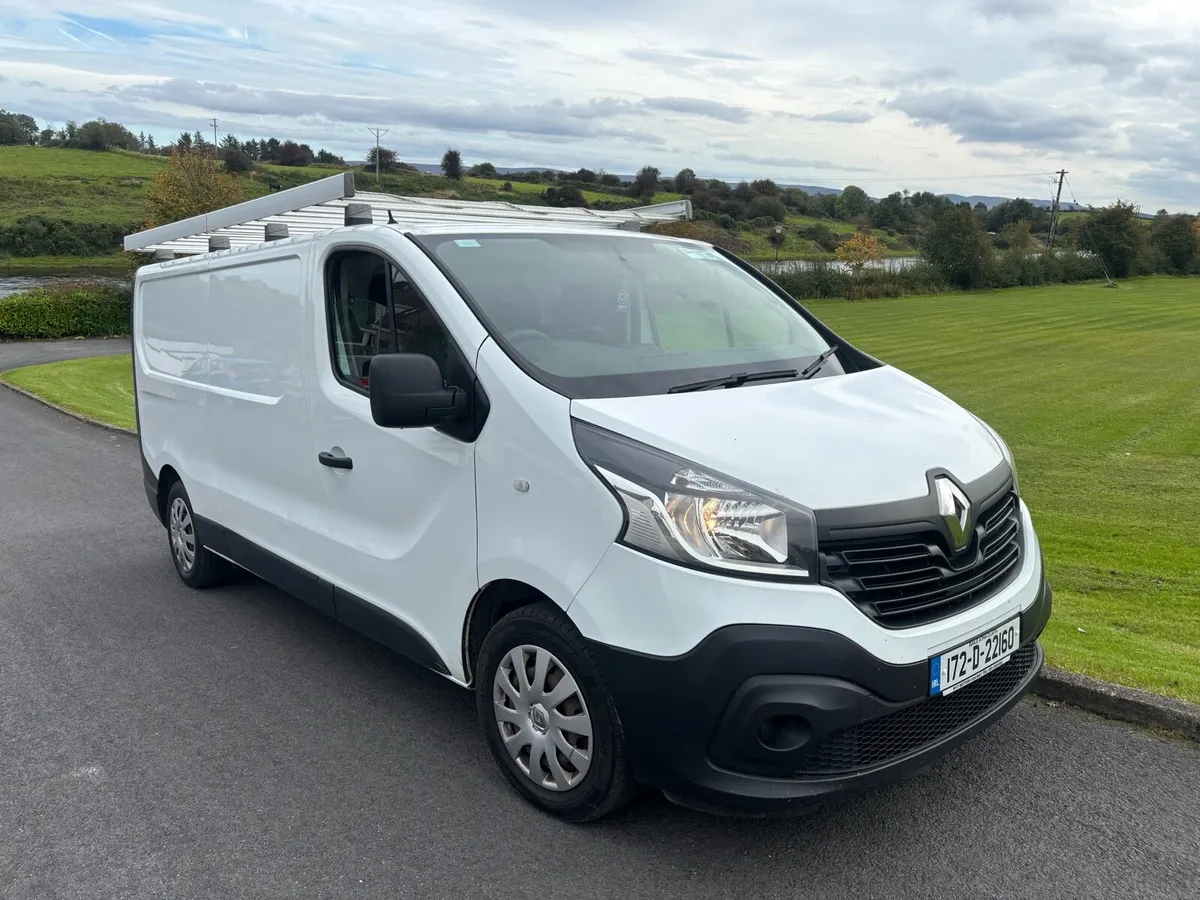 2017 Renault Traffic 125 Energy Business LWB - Image 1