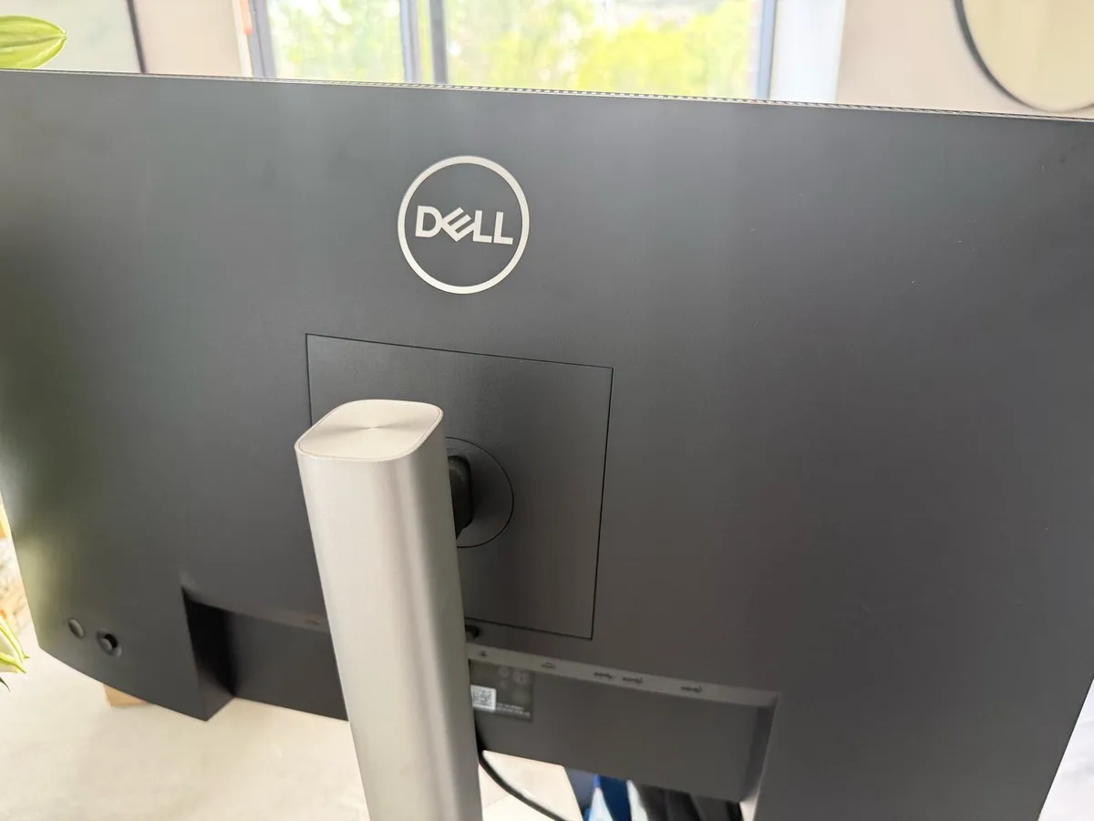 Dell 24” Monitor – P2422H - Image 1