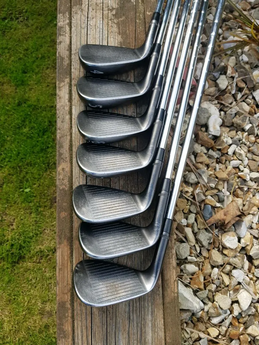 Wilson Staff FG Tour M3 irons - Image 2