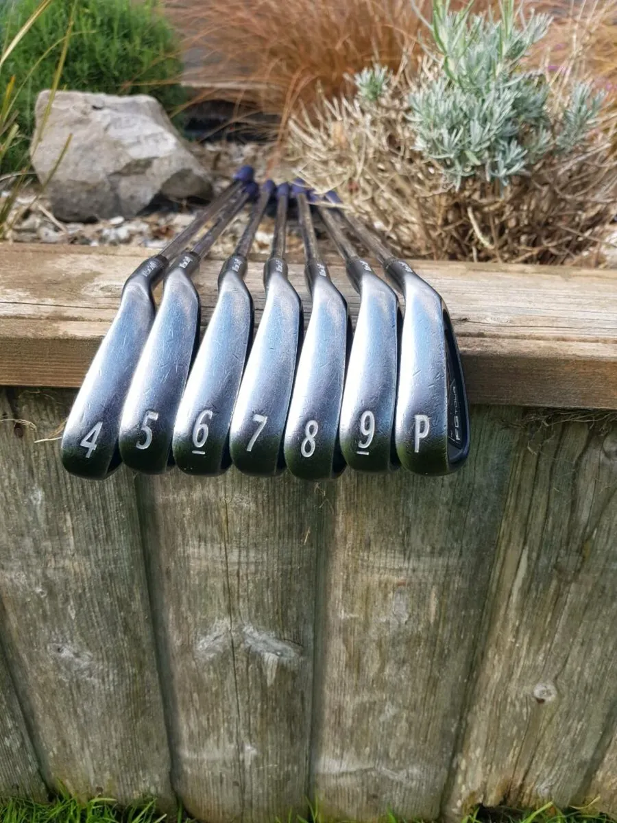 Wilson Staff FG Tour M3 irons - Image 3