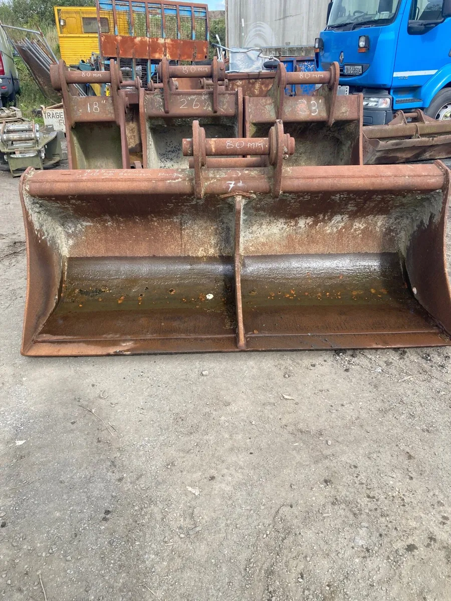 Buckets - Image 1