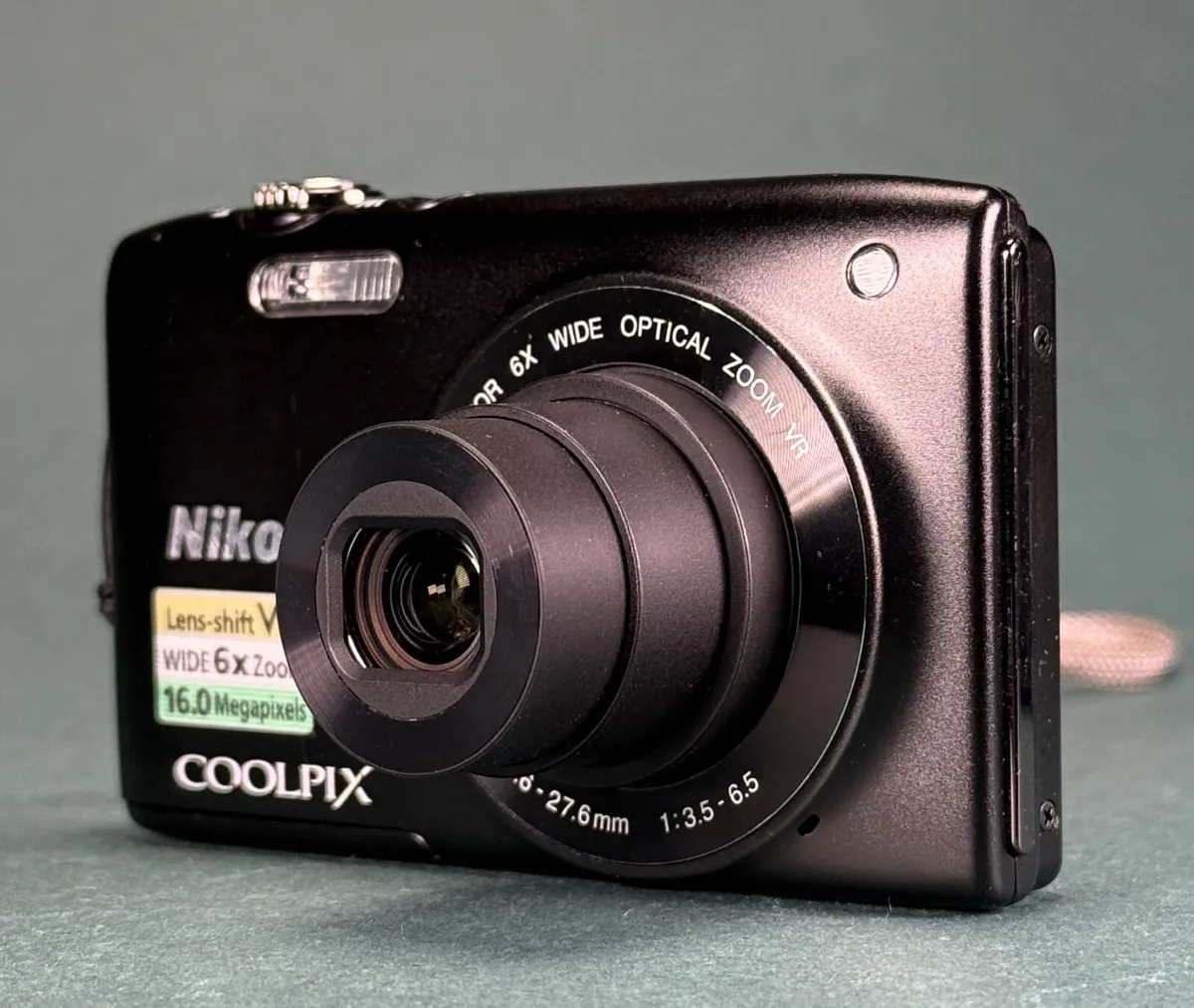 Nikon Coolpix S3300 Compact Digital Camera - Image 4