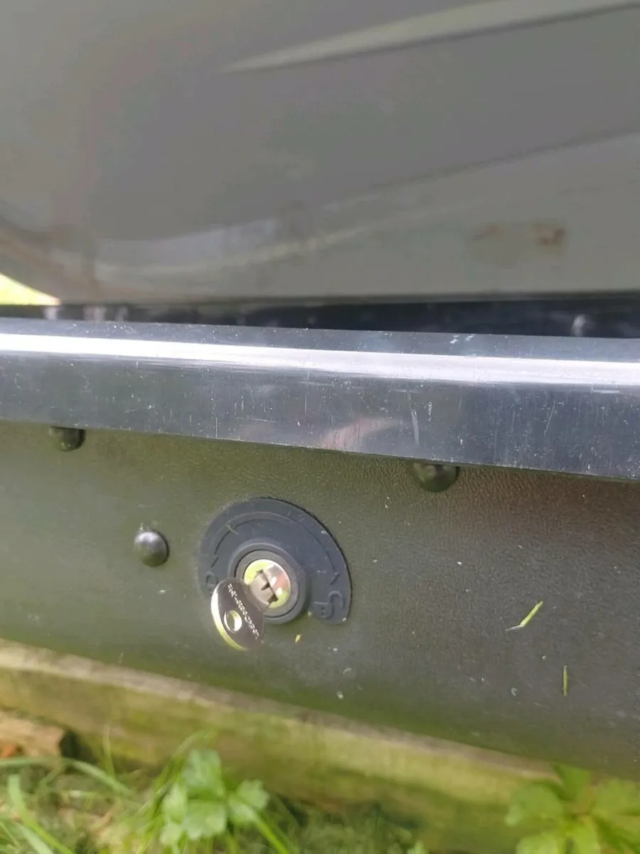 karrite odyssey 470 Roof box - Image 4