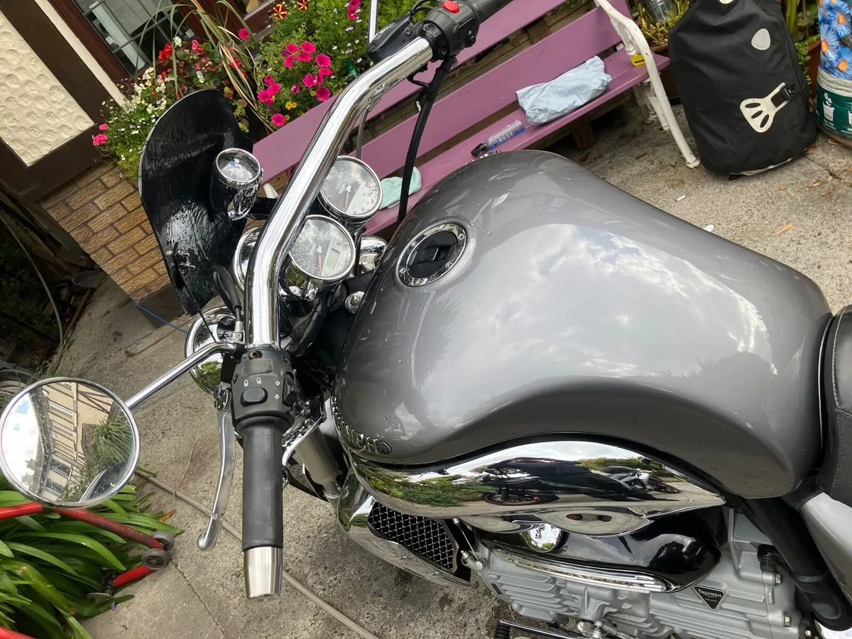Triumph Other 2005 - Image 3