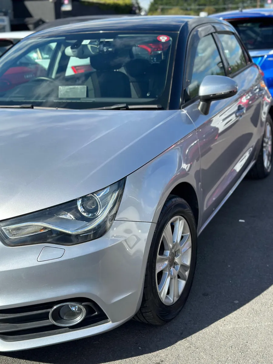 Audi A1 TWO TONE - Image 3