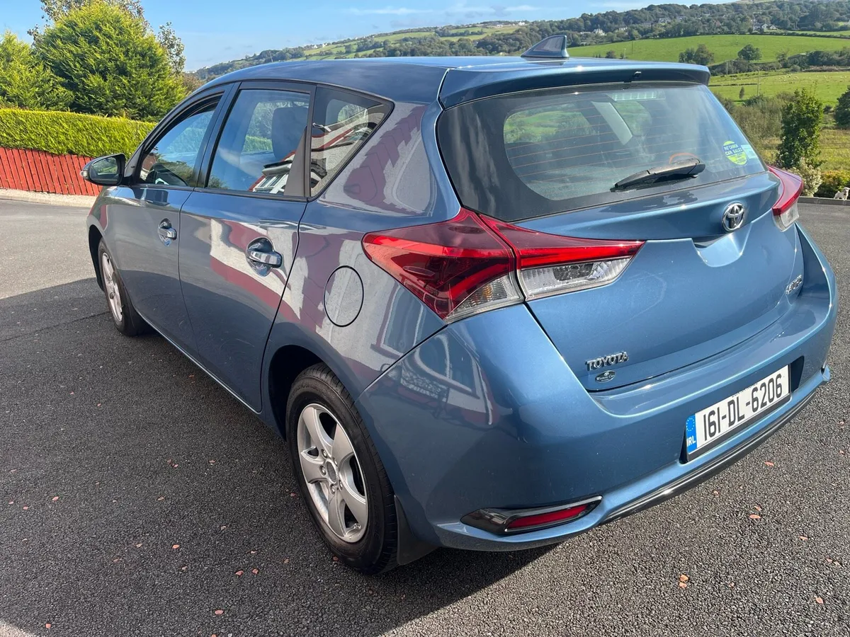 2016 Toyota auris 1.33 vvti active petrol - Image 3
