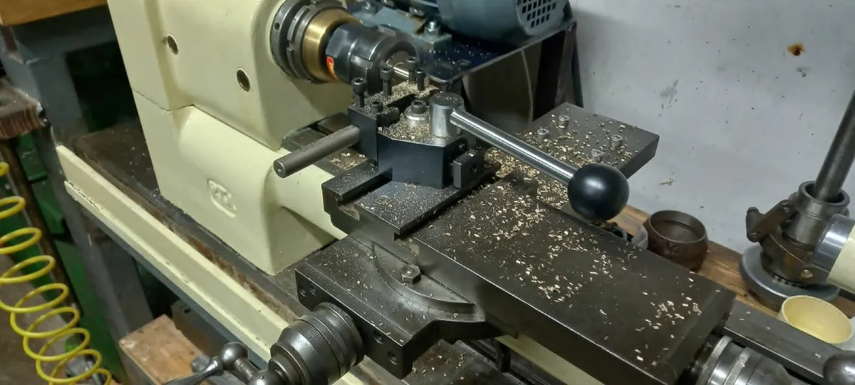 Lathe - Image 3