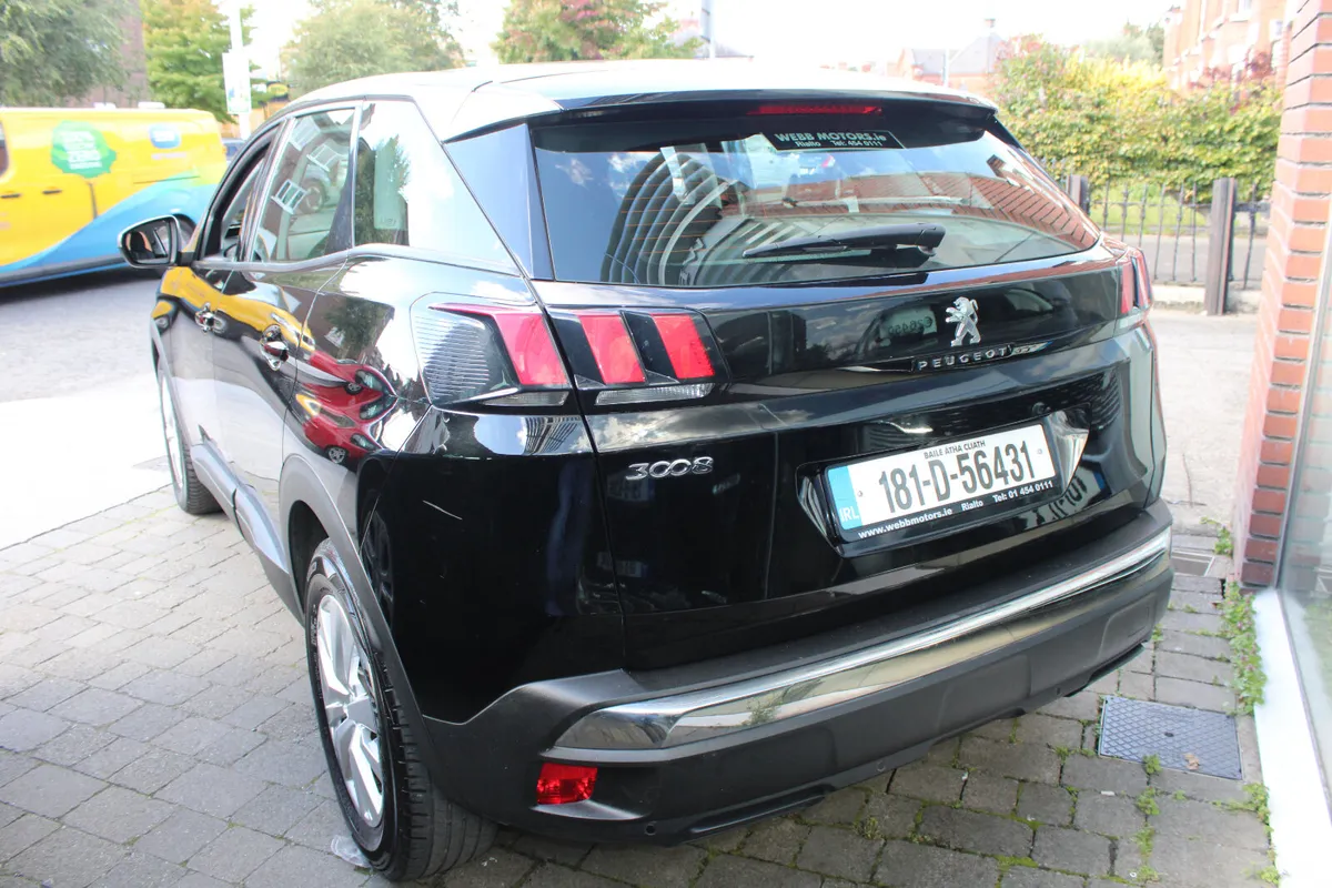 Peugeot 3008 1.2 AUTOMATIC 2018 - Image 3