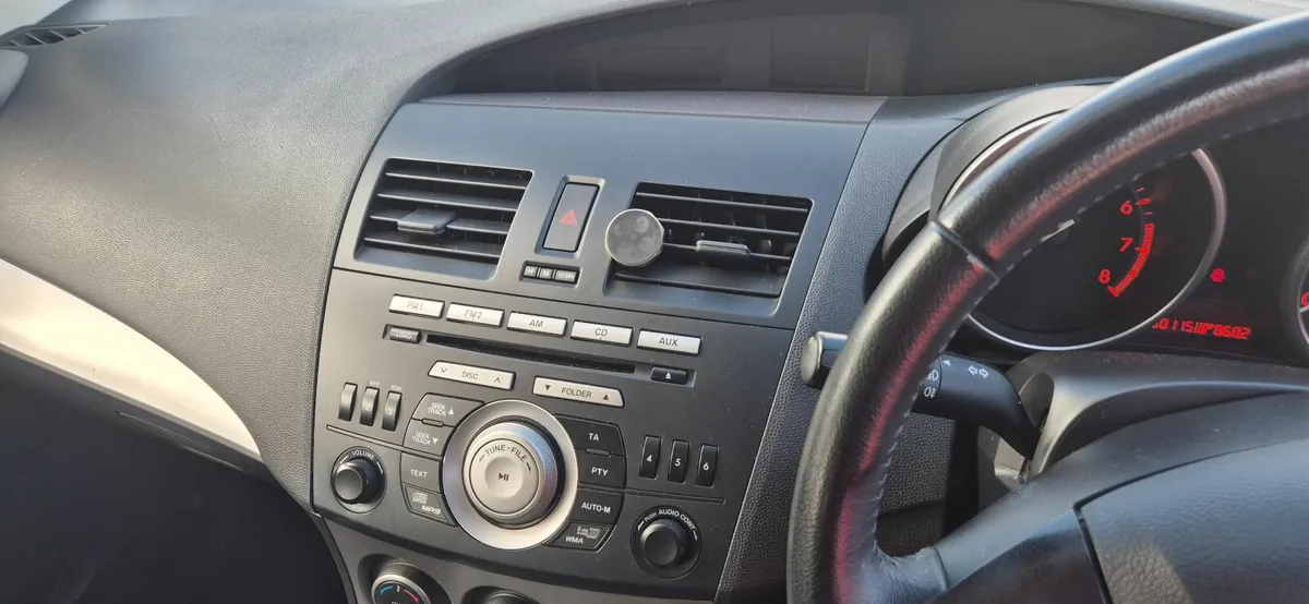 Mazda Mazda3 2011 - Image 4