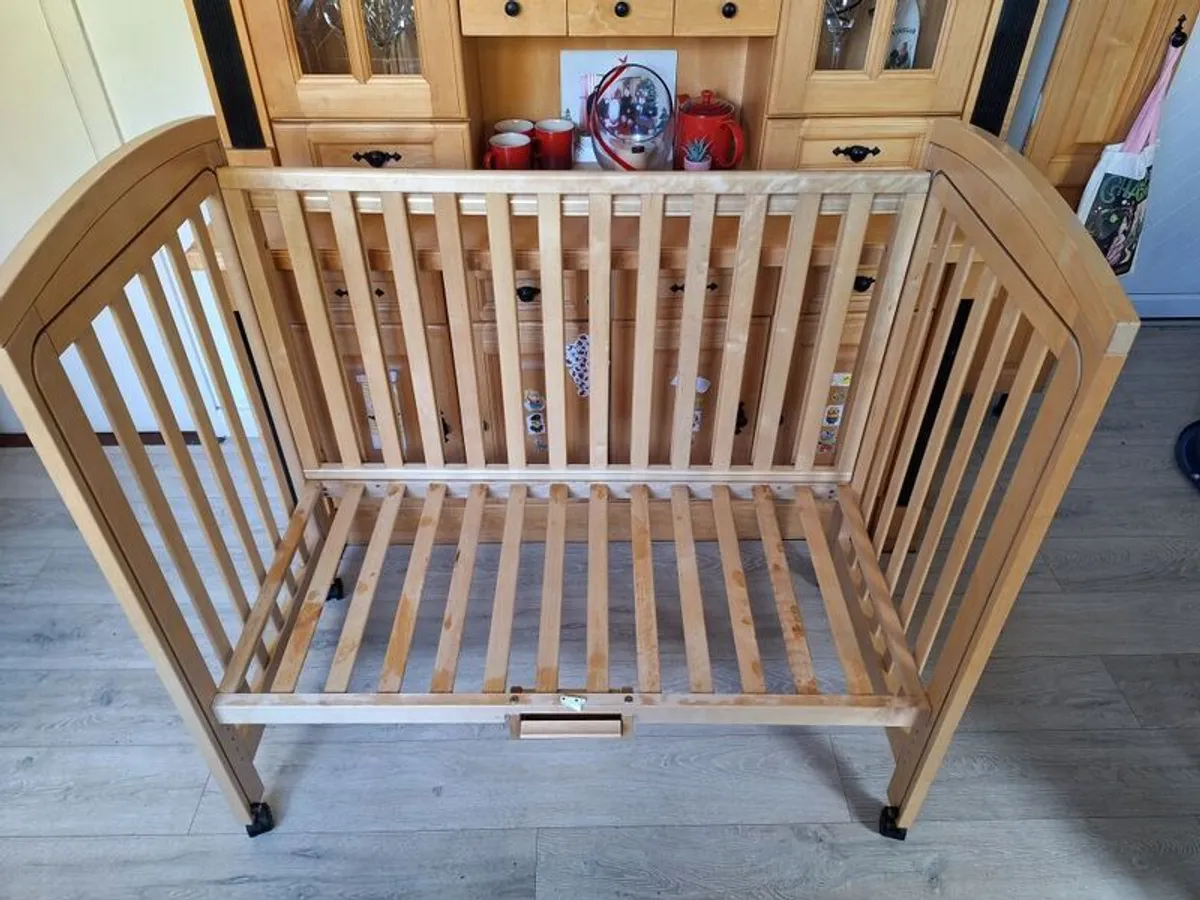 Troll, Co Sleeping Cot. - Image 3