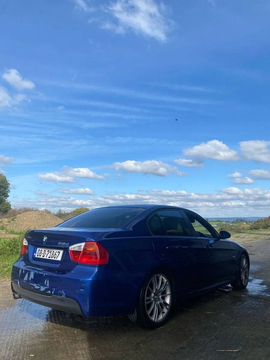 Bmw 318d m sport - Image 3
