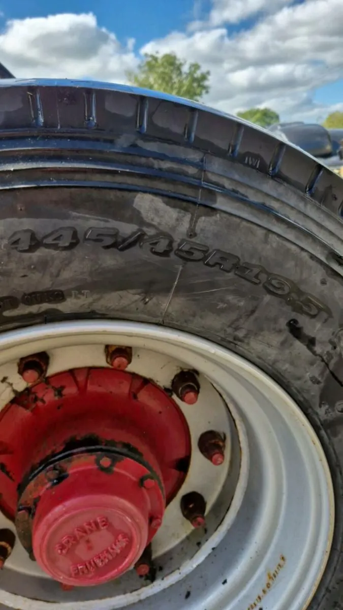 Trailer axle - Image 3