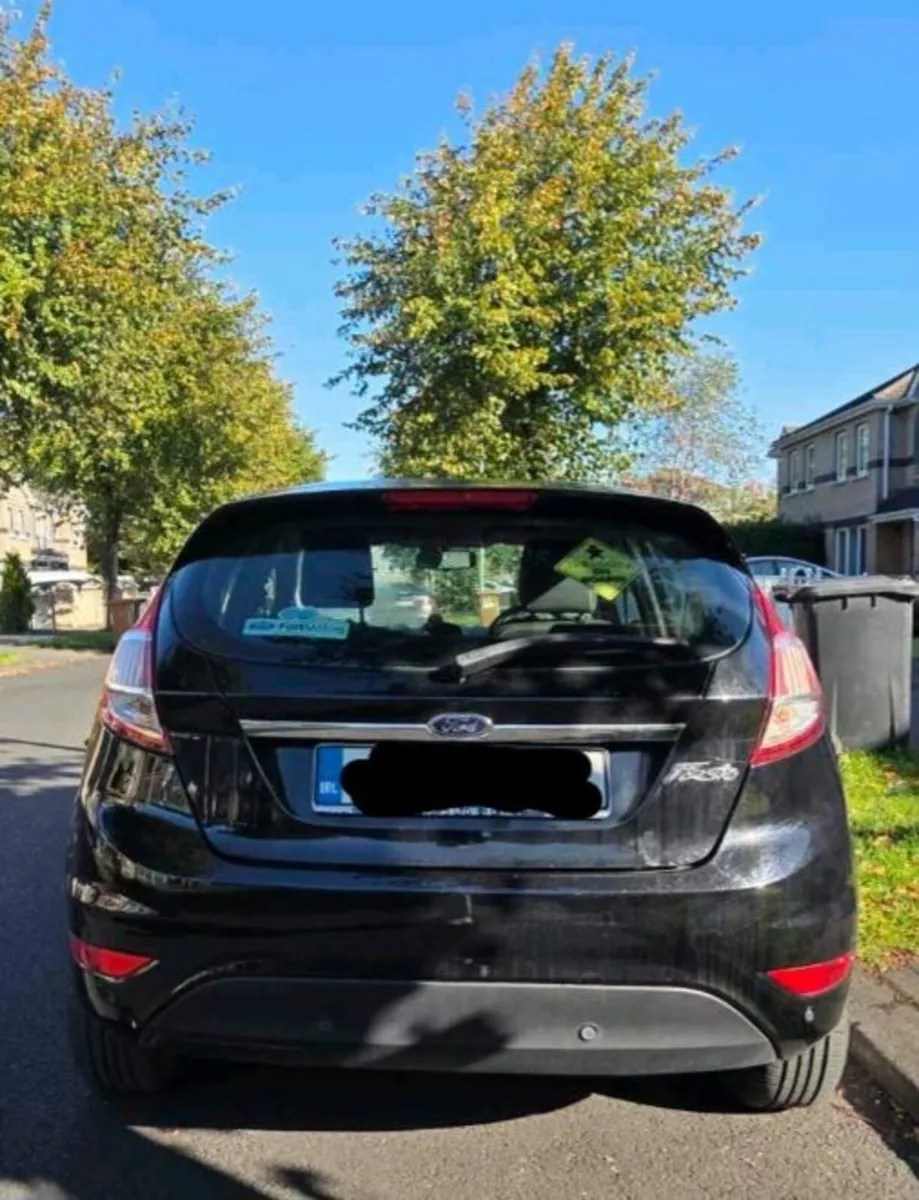 Ford Fiesta 2017 - Image 2