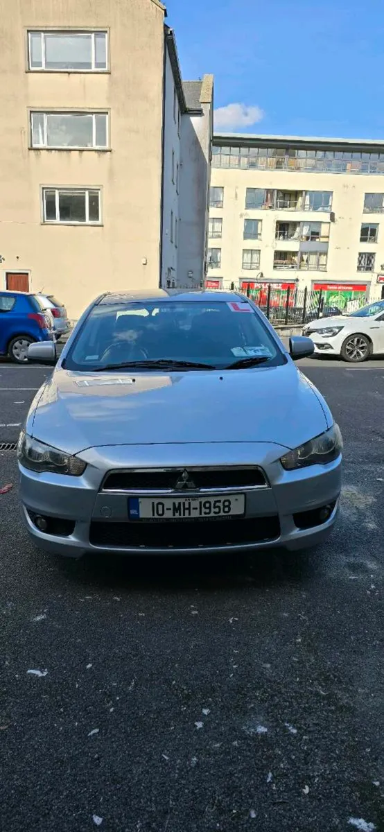 Mitsubishi Lancer 1.5 very low milage - Image 1