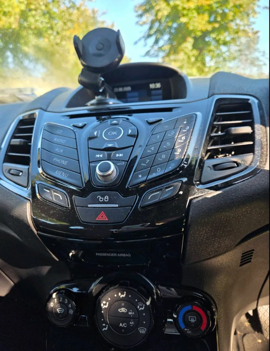 Ford Fiesta 2017 - Image 3