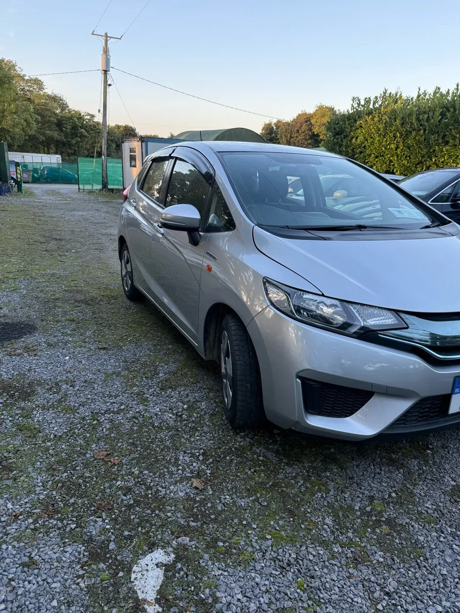 Honda Fit 2014 hybrid full option - Image 2