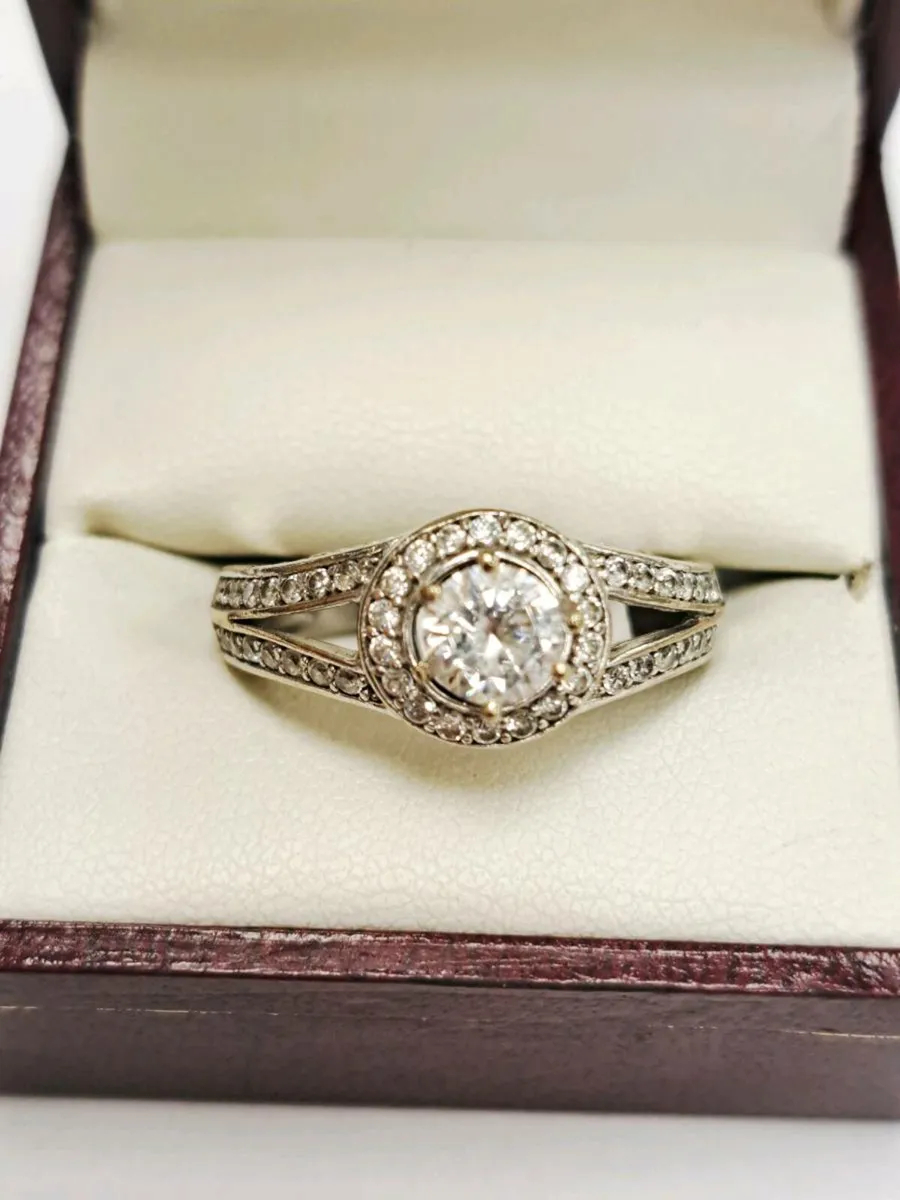 9K White Gold Ring 9CT - Image 1
