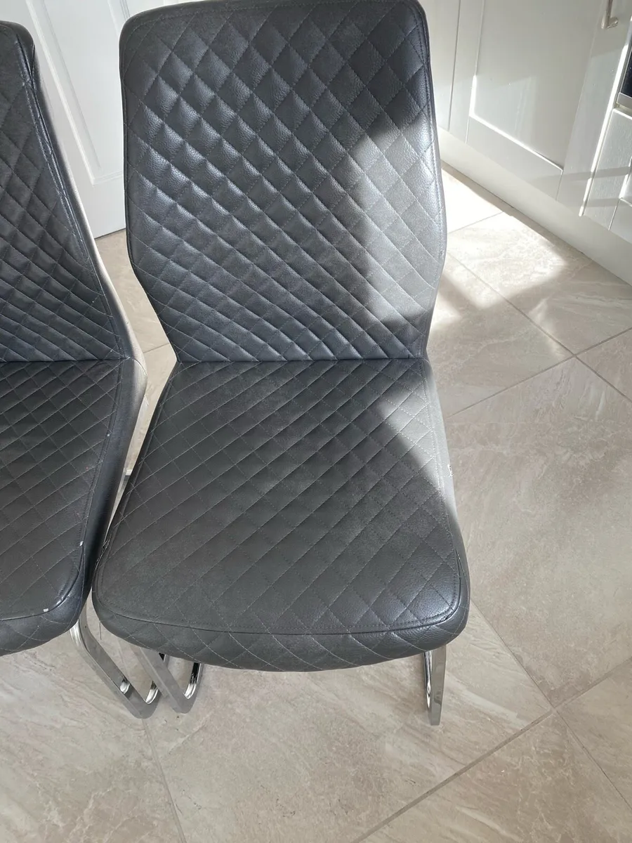 Kitchen chairs - Image 1