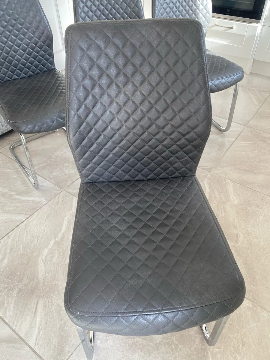Kitchen chairs - Image 3