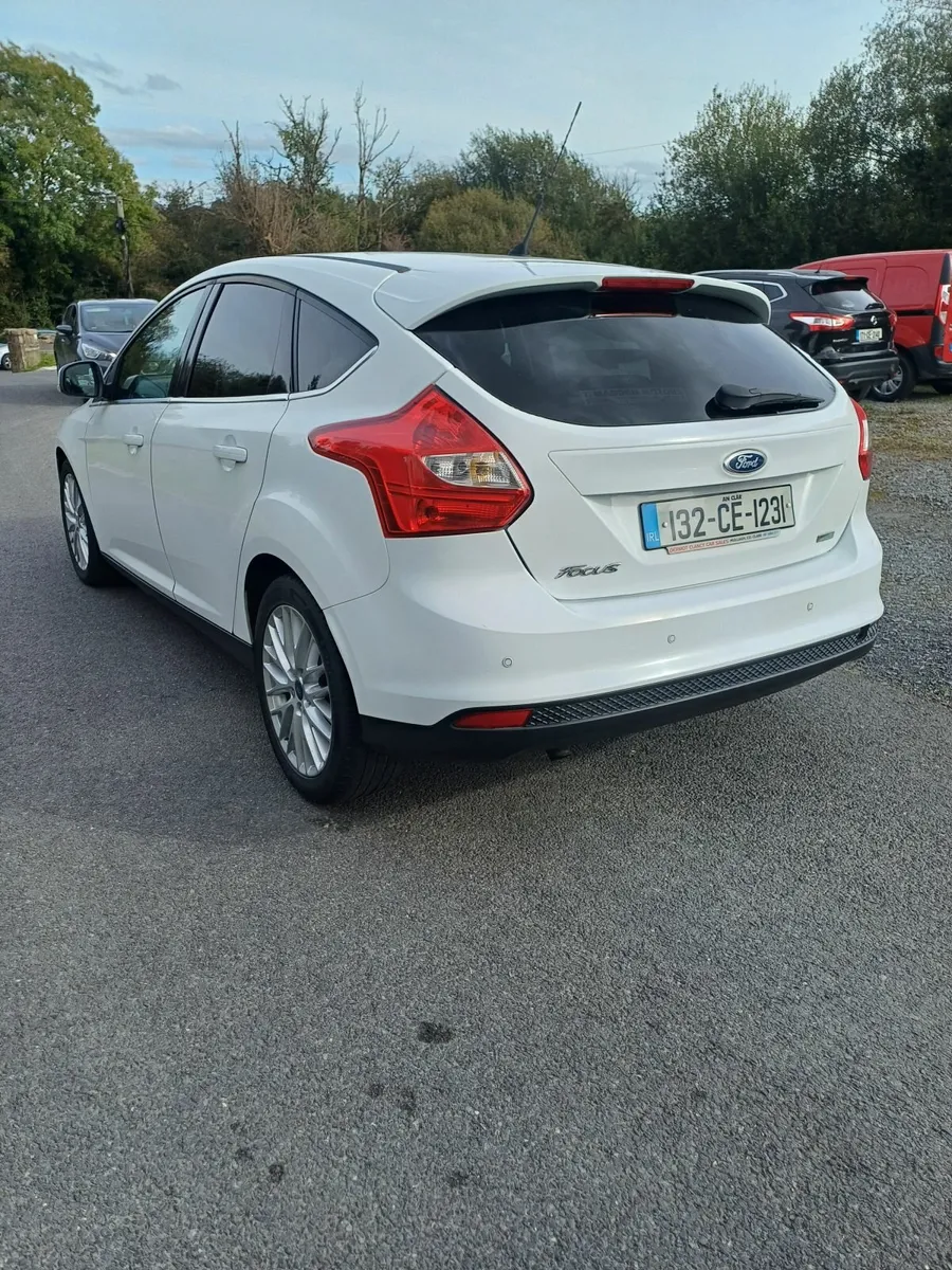 Ford Focus 2013 - Image 3