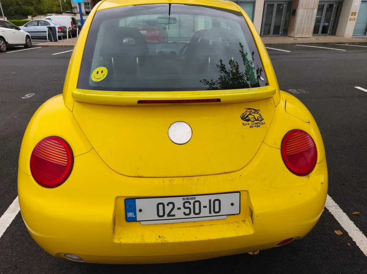 Volkswagen Beetle 2002 - Image 4