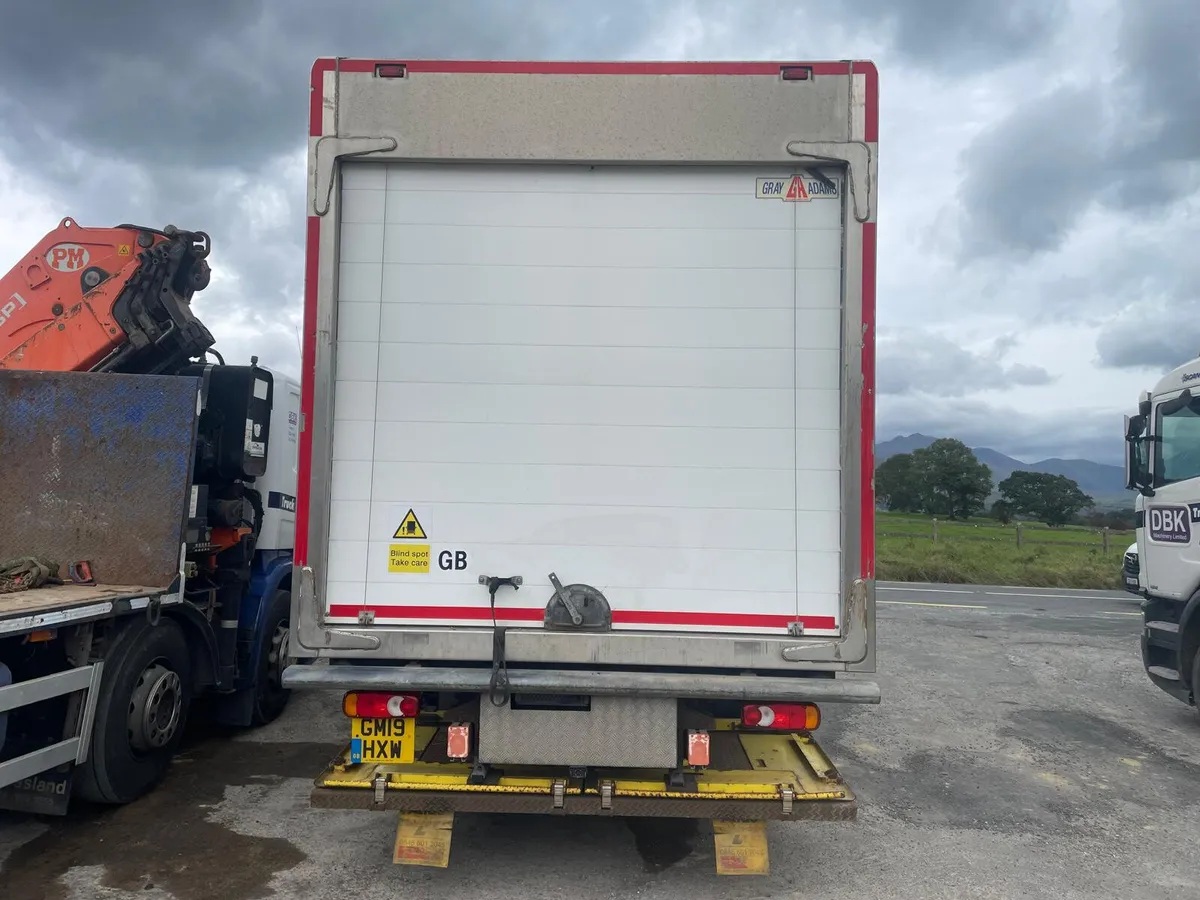 Volvo FL 4x2 Refridgerated Lorry - Image 4