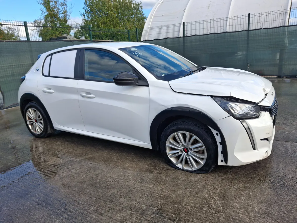 222 Peugeot 208 Ev Car Van - Image 4