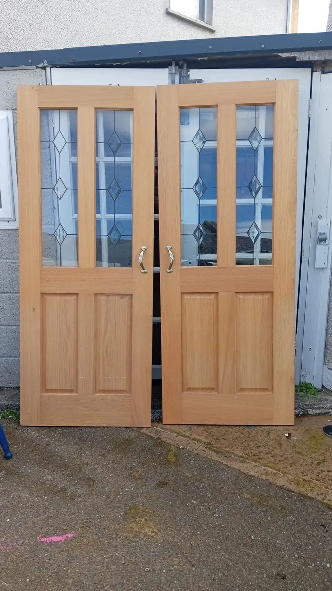 Solid oak doors with glass