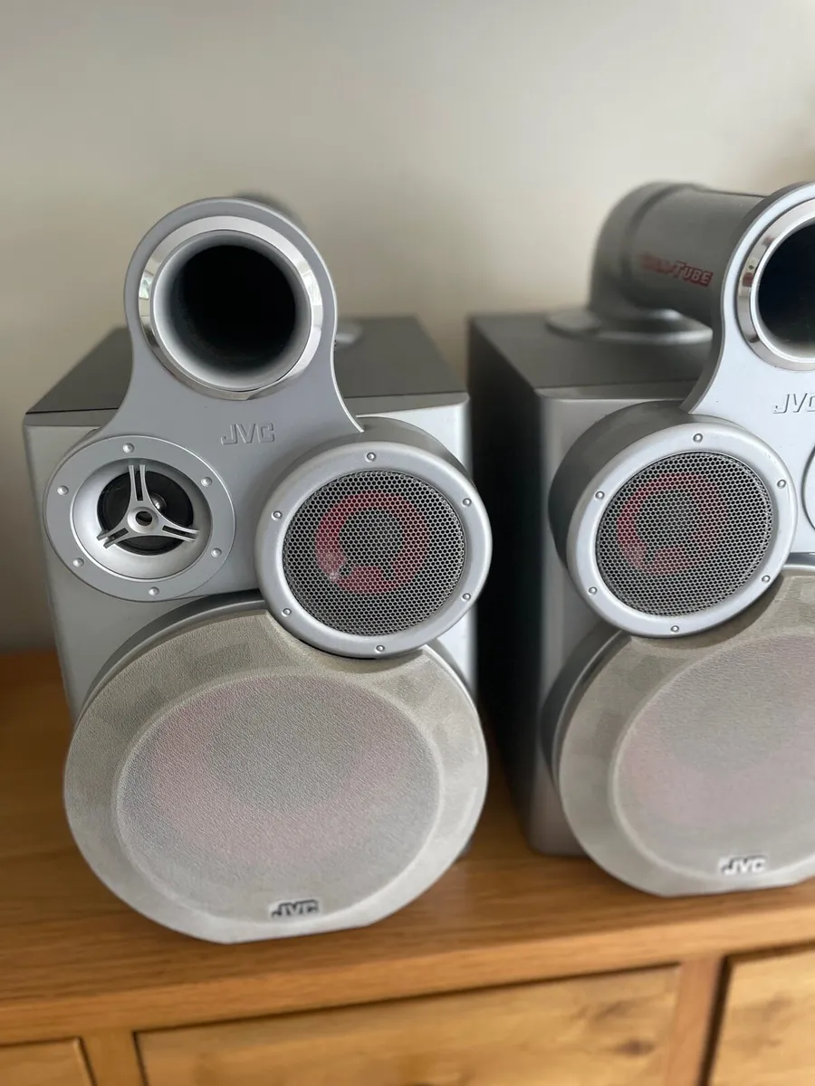 JVC Speakers - Image 1