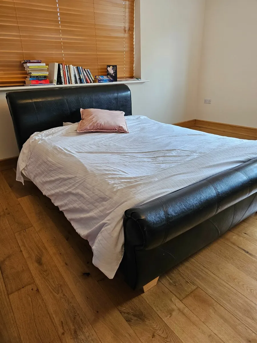 Stylish Black Leather Sleigh Bed and Matteress - Image 2