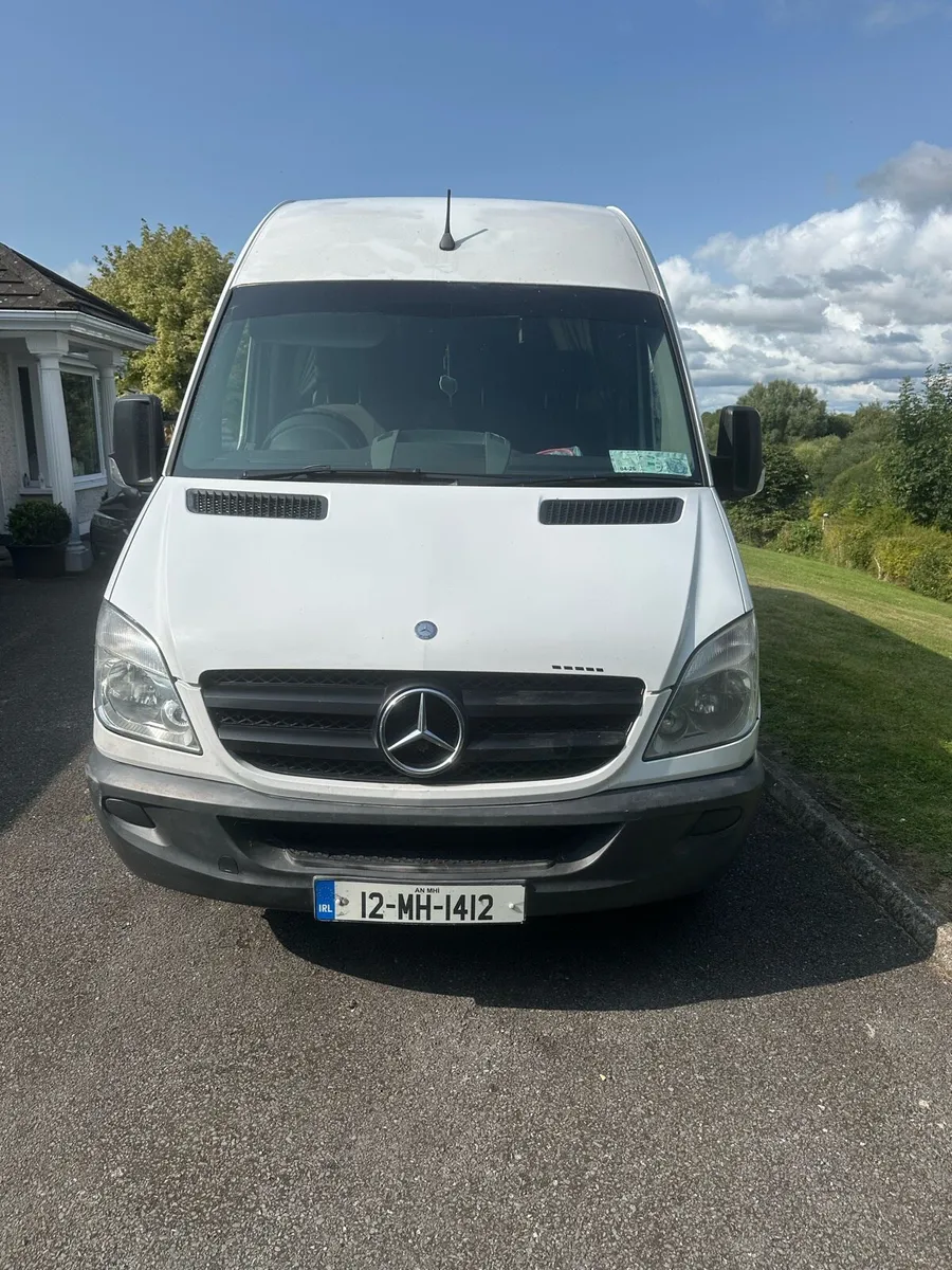 Sprinter camper - Image 2