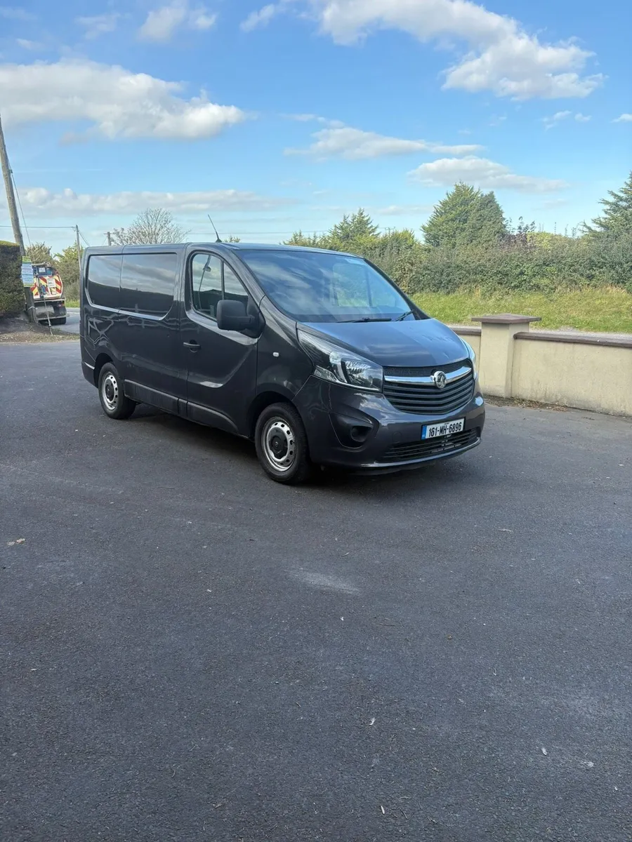 2016 Vauxhall vivaro SWB Doe 9/26 - Image 1