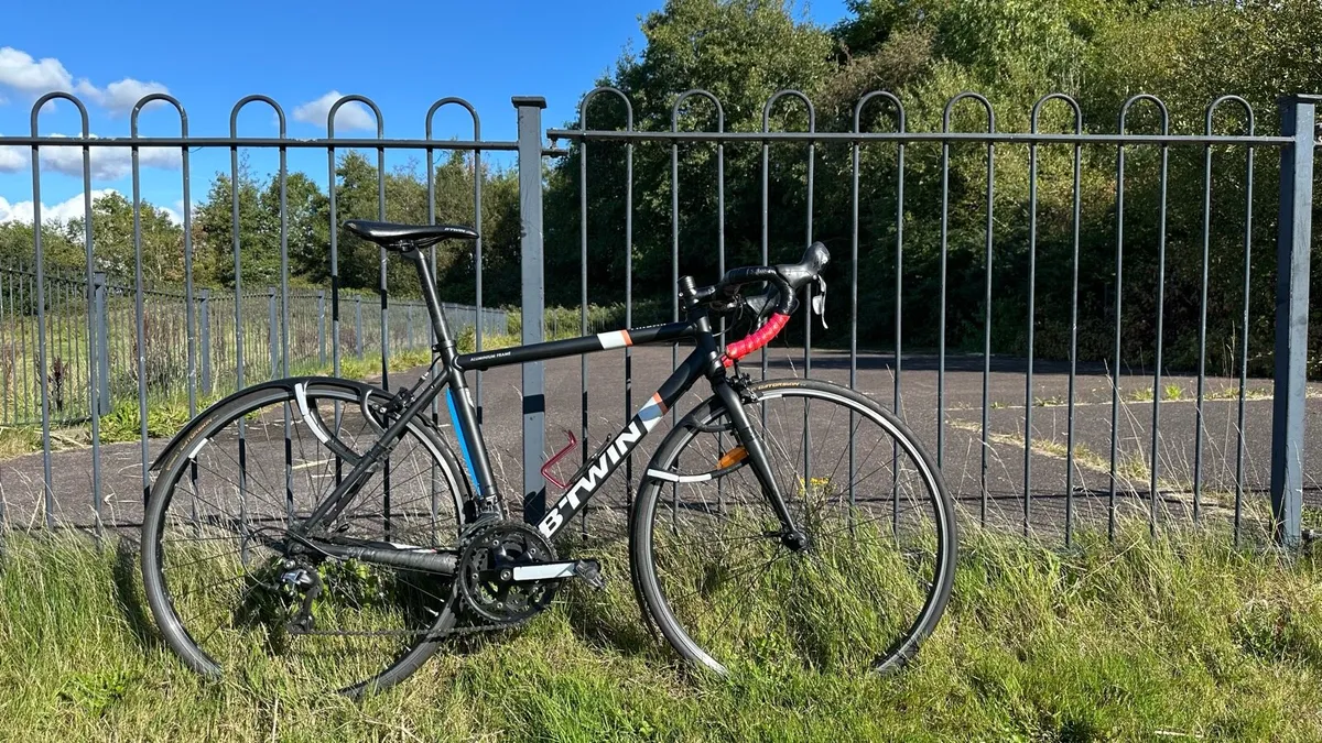 Road Bike TRIBAN 500 - Image 1