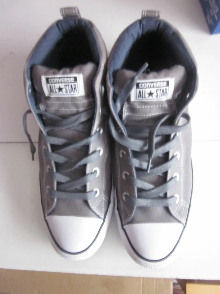 Men's Chuck Taylor All Star ConverseTrainers S. 9. - Image 2