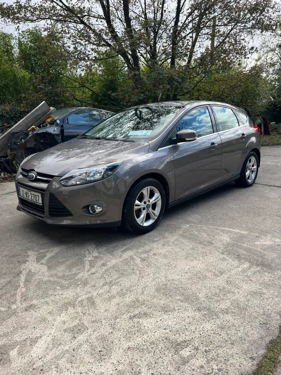 Ford Focus 2012 - Image 1