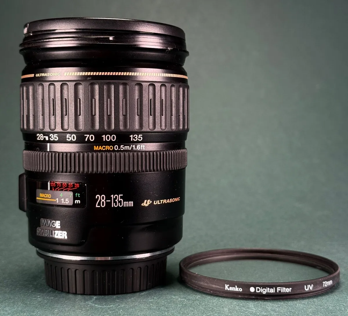 Canon EF 28-135mm f/3.5-5.6 IS USM lens - Image 1