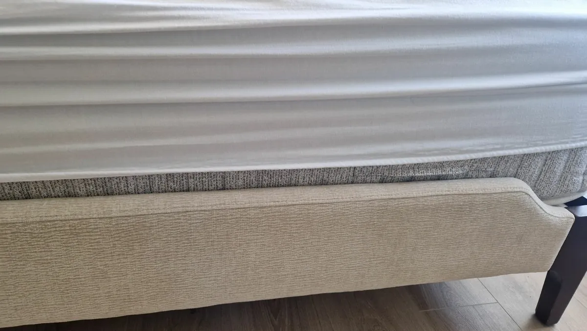 Bed frame - Image 2