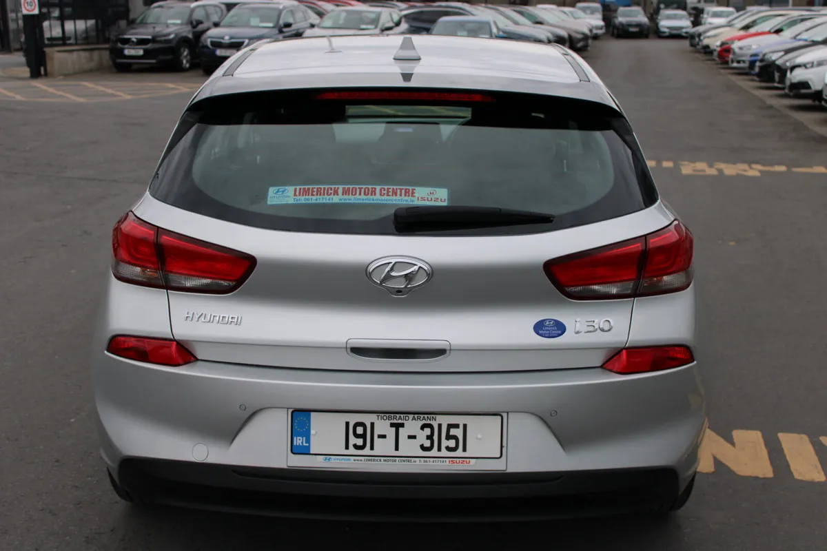 Hyundai i30 2019 - Image 4