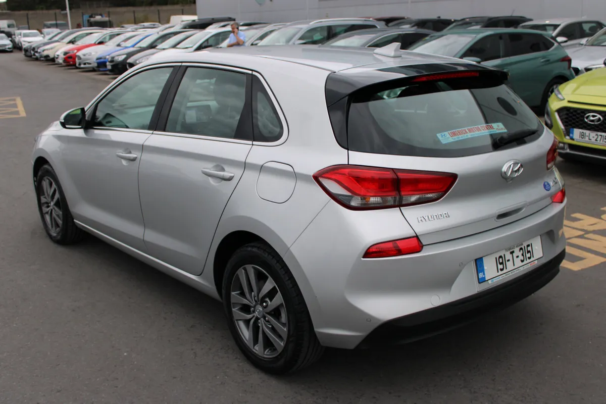Hyundai i30 2019 - Image 3