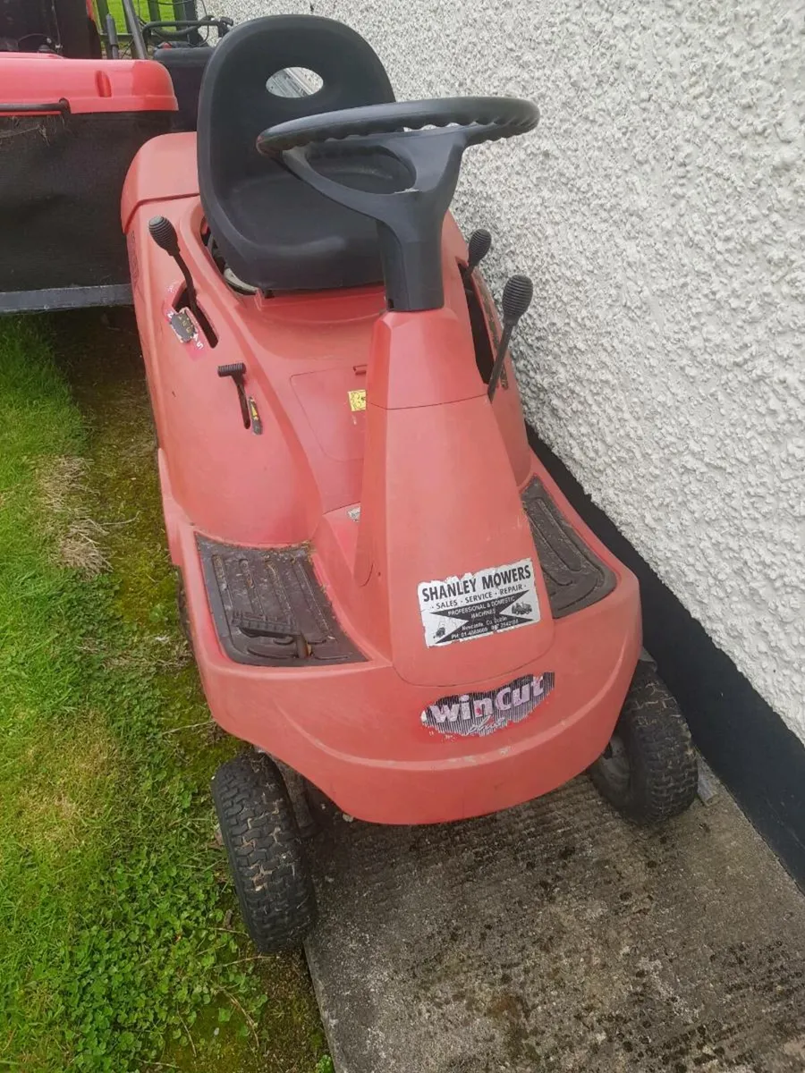 Ride on mower - Image 1