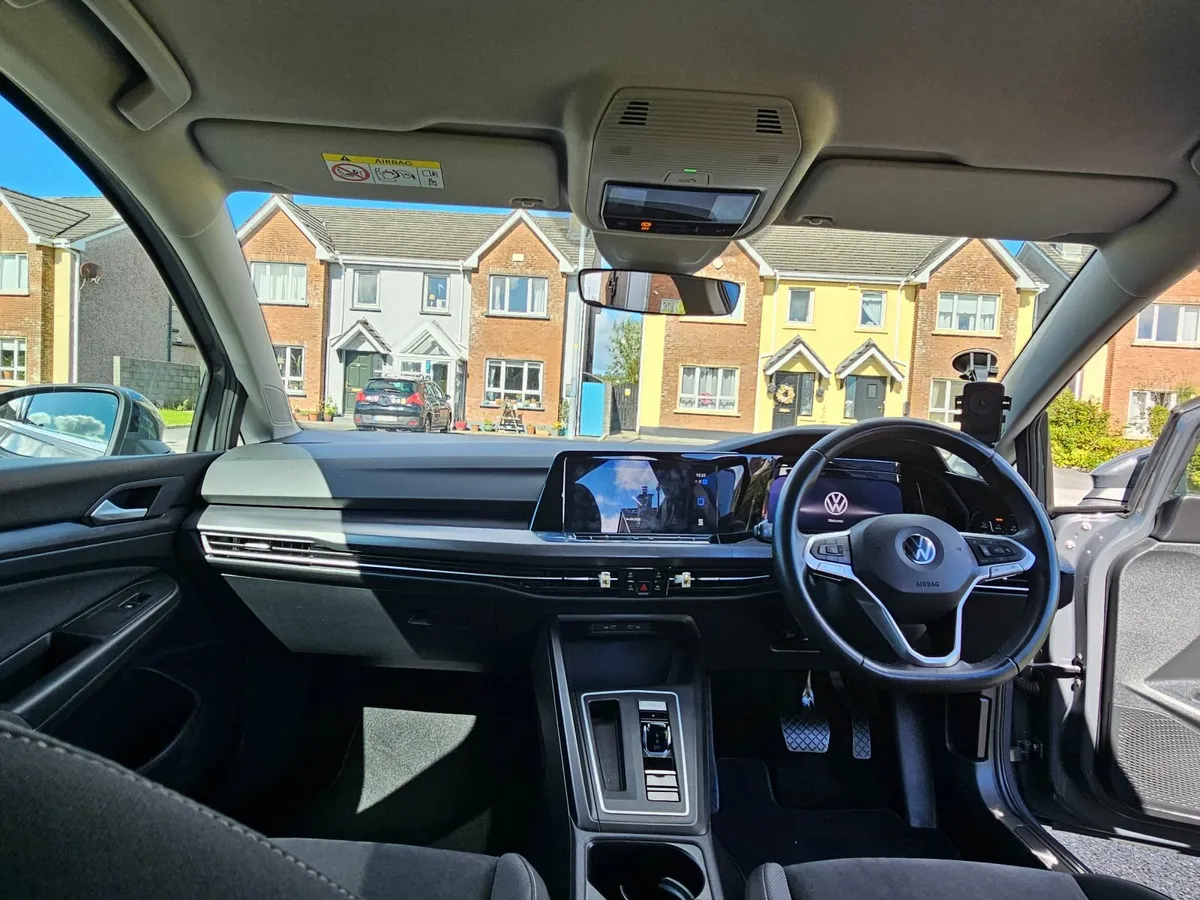 Volkswagen Golf 2022 - Image 4
