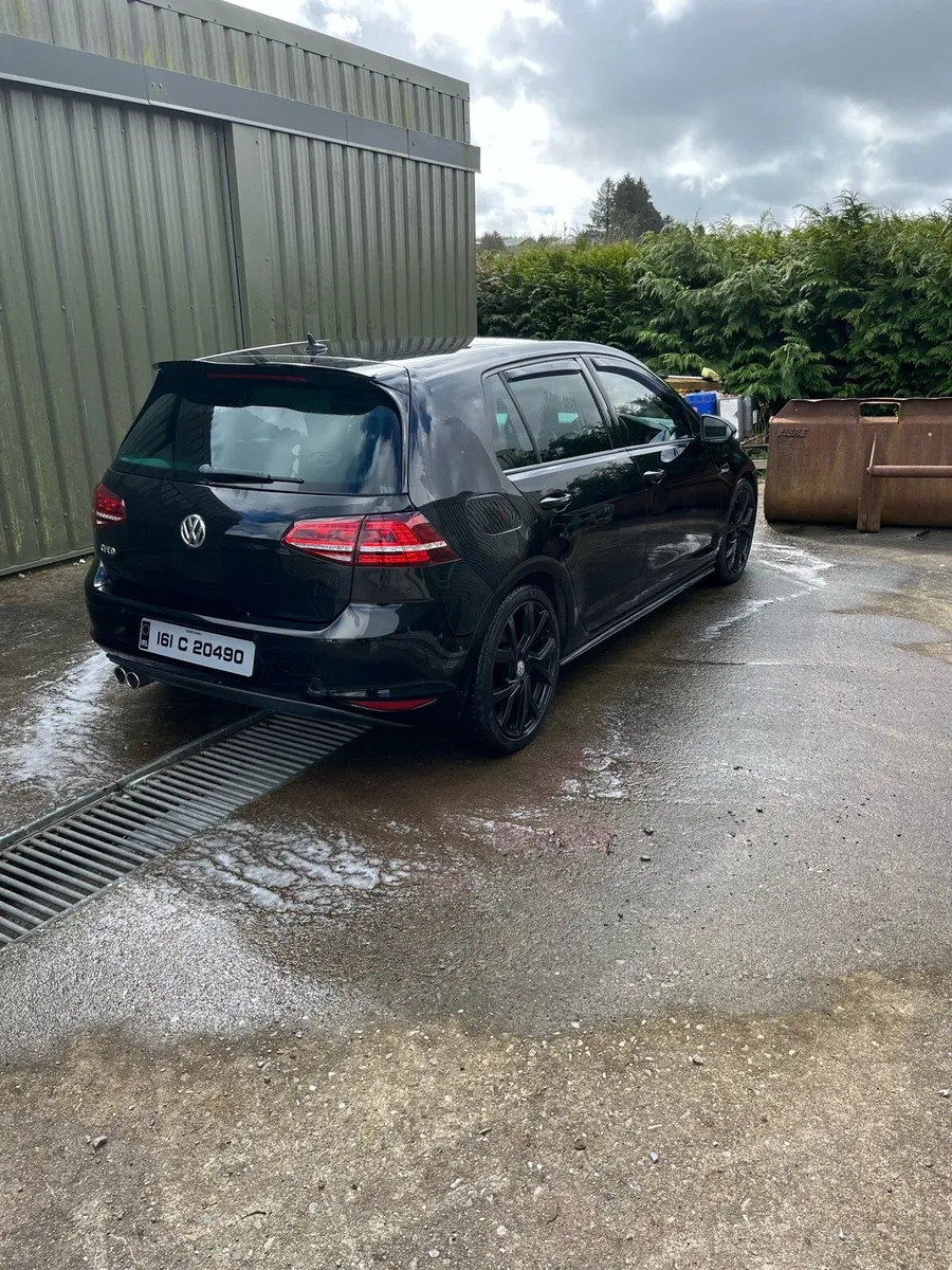 Volkswagen Golf 2016 - Image 2