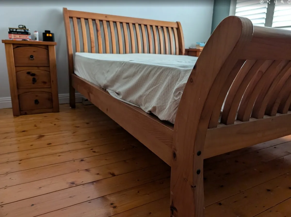 King Size bed with lockers - wooden sleigh style - Image 2