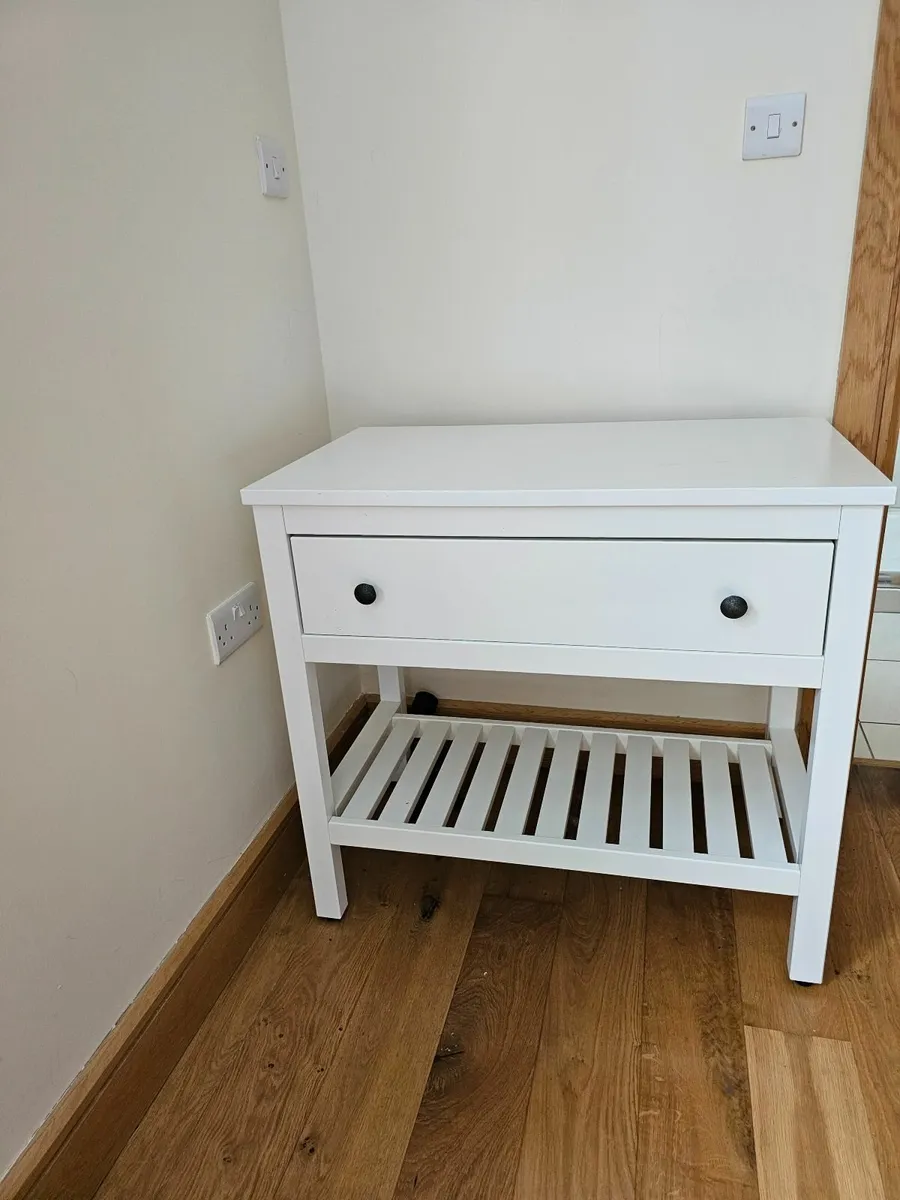 One Drawer Dresser - Image 3