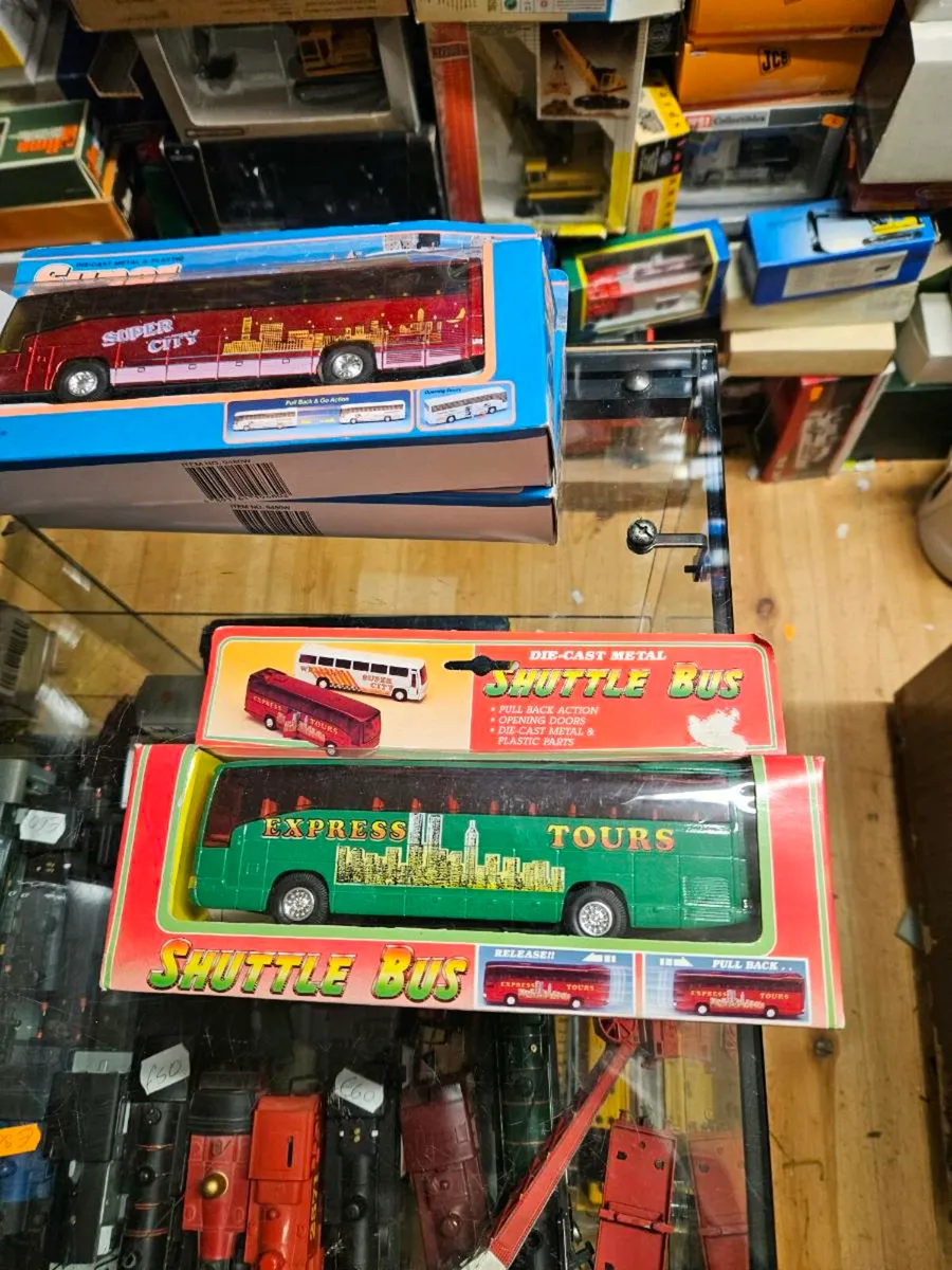 Corgi Welly Shuttle Bus