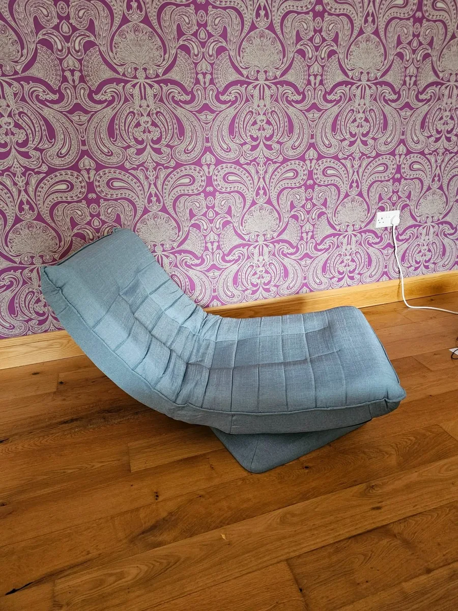 Teal Green Recliner Chair - Image 2