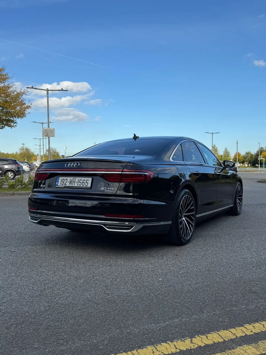 Audi A8 - Image 4