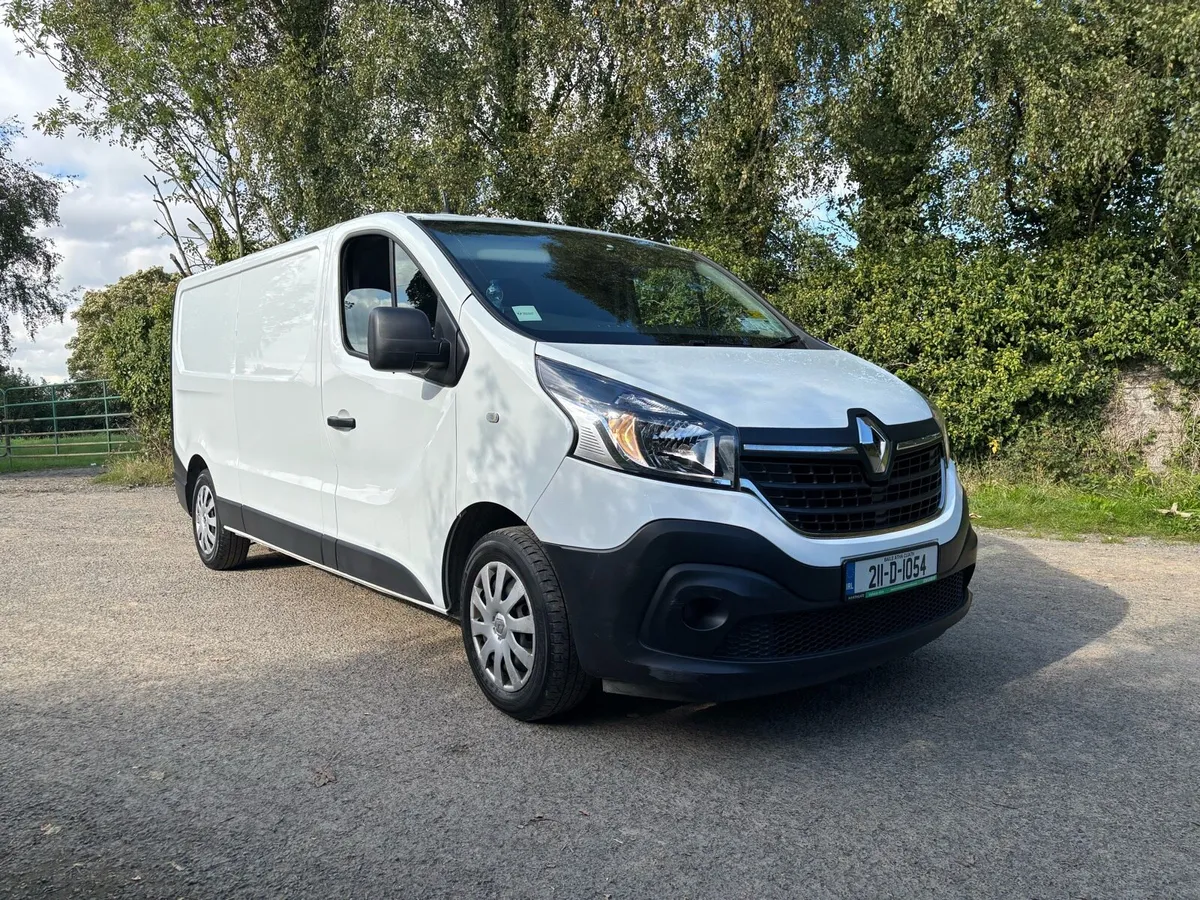 Renault traffic €13950 low milage 61000klm - Image 1