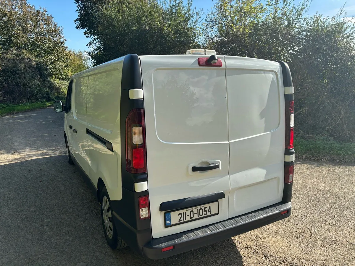 Renault traffic €13950 low milage 61000klm - Image 4